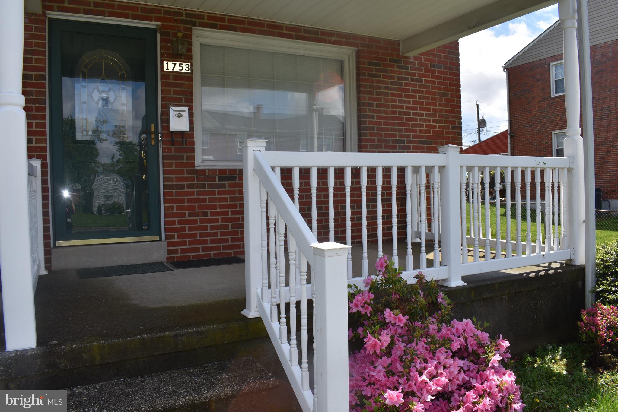 1753 Stokesley Road Baltimore, MD 21222 - Photo 4 of 33 Covered Front Porch