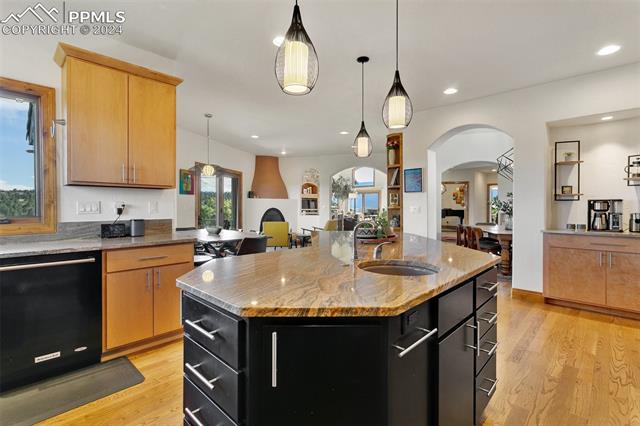 5425 Wittenberg Court Colorado Springs, CO 80918 - Photo 12 of 45 Gallery Image 12