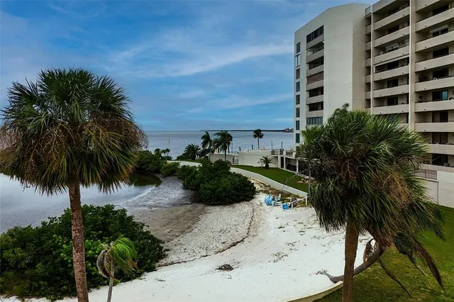 $214,000 | 6009 Sea Ranch Drive, Unit 114, Hudson, FL 34667