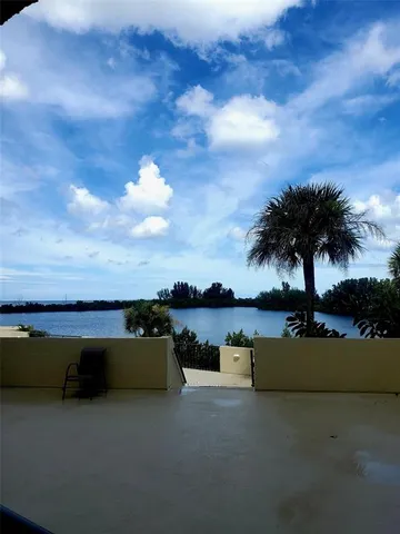 $214,000 | 6009 Sea Ranch Drive, Unit 114, Hudson, FL 34667