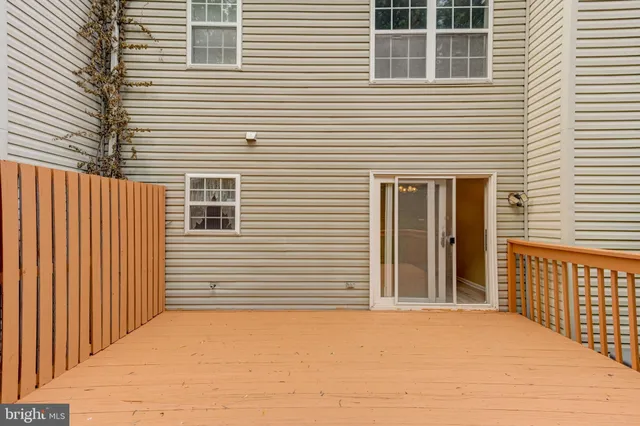 a house view with a outdoor space