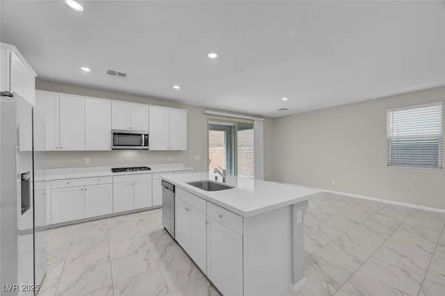 $3,050 | 4165 Royal Melody Court, Las Vegas, NV 89135