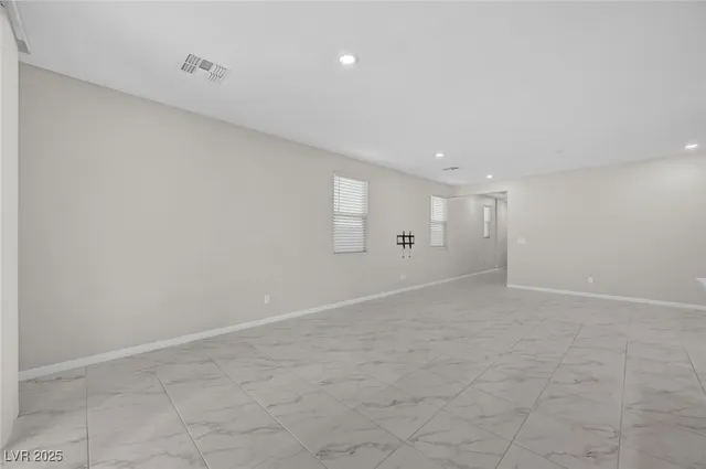 $3,050 | 4165 Royal Melody Court, Las Vegas, NV 89135