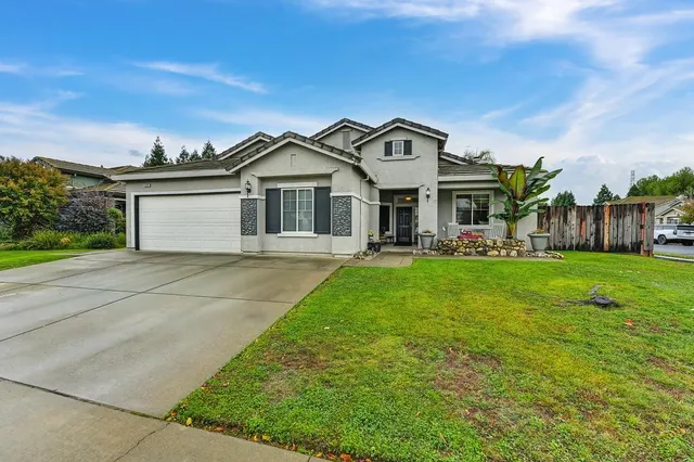 $629,000 | 689 Spaulding Drive, Roseville, CA 95678