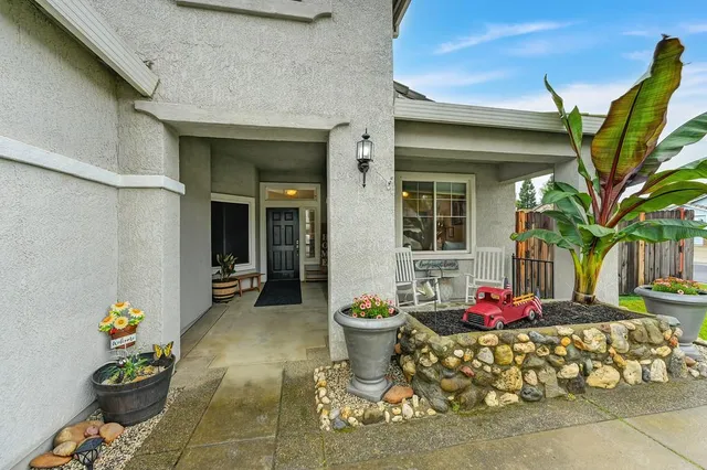 $629,000 | 689 Spaulding Drive, Roseville, CA 95678