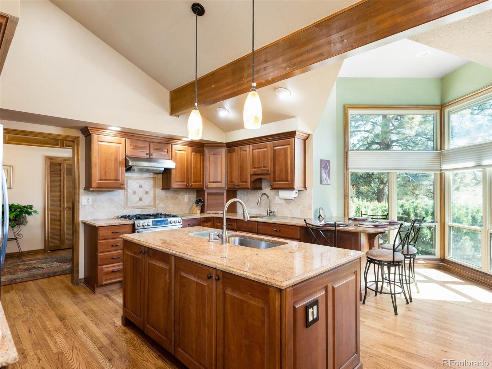 7975 South Eudora Circle Centennial, CO 80122 - Photo 6 of 40