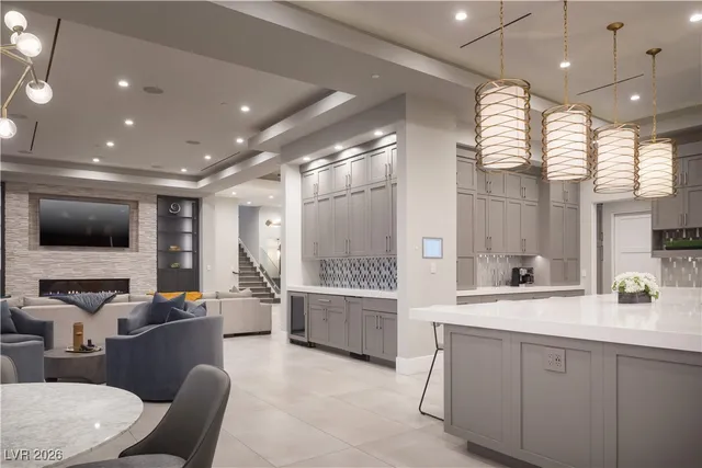 $8,499,000 | 8 Sun Glow Lane, Las Vegas, NV 89135