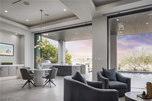 $8,499,000 | 8 Sun Glow Lane, Las Vegas, NV 89135