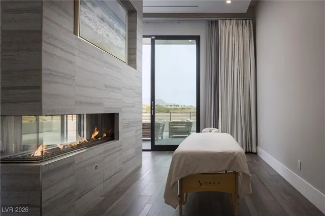 $8,499,000 | 8 Sun Glow Lane, Las Vegas, NV 89135