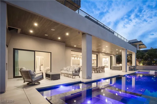 $8,499,000 | 8 Sun Glow Lane, Las Vegas, NV 89135