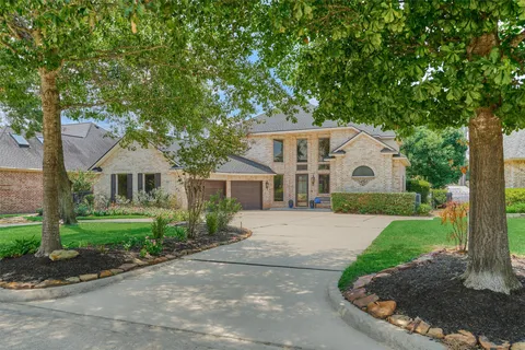 $1,295,000 | 202 Edgemar Road, Montgomery, TX 77356