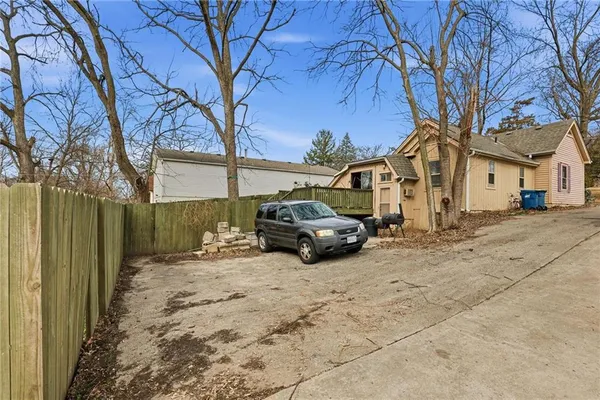 $159,000 | 537 East Mill Street, Liberty, MO 64068