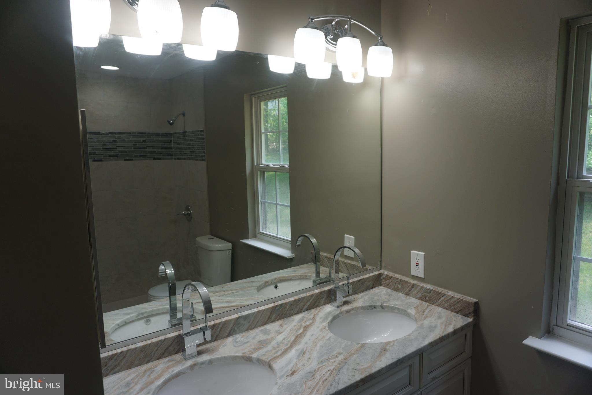 9607 Utica Place Springdale, MD 20721 - Photo 21 of 24 Bath (Master)