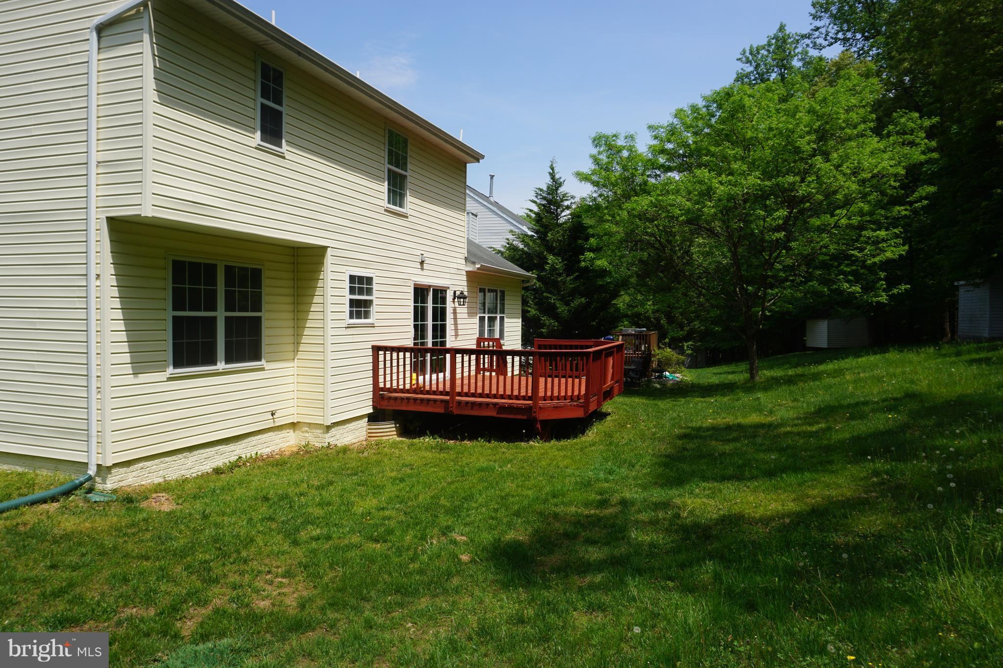 9607 Utica Place Springdale, MD 20721 - Photo 4 of 24 Community