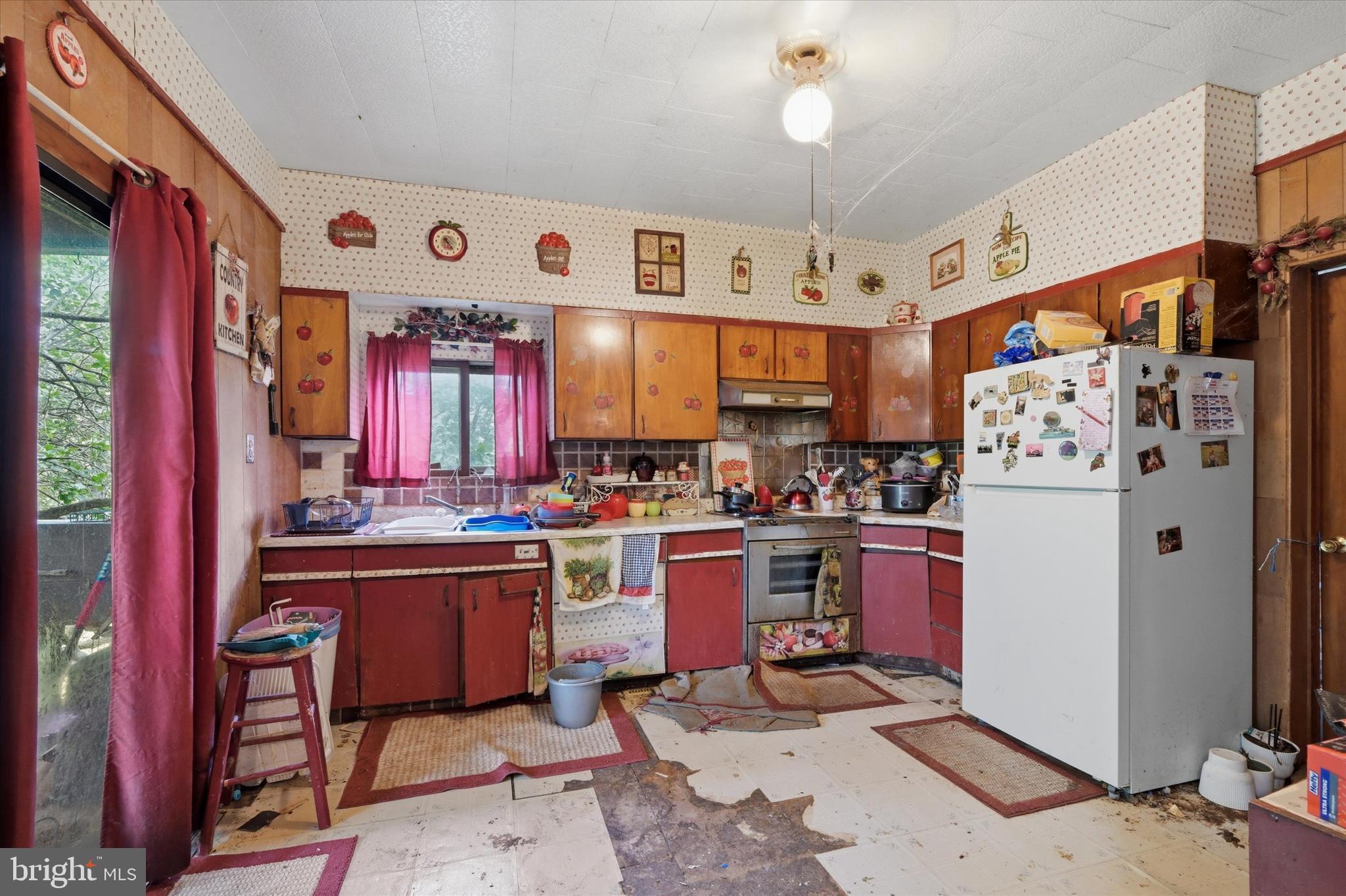 87 Christian Hollow Road Smethport, PA 16749 - Photo 2 of 20