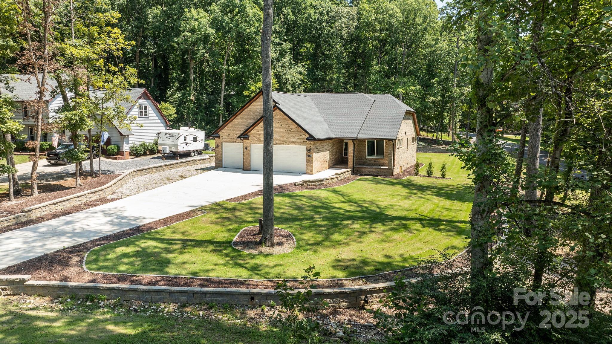 4531 Deer Run Rock Hill, SC 29732 - Photo 30 of 32 a front view of a house with garden