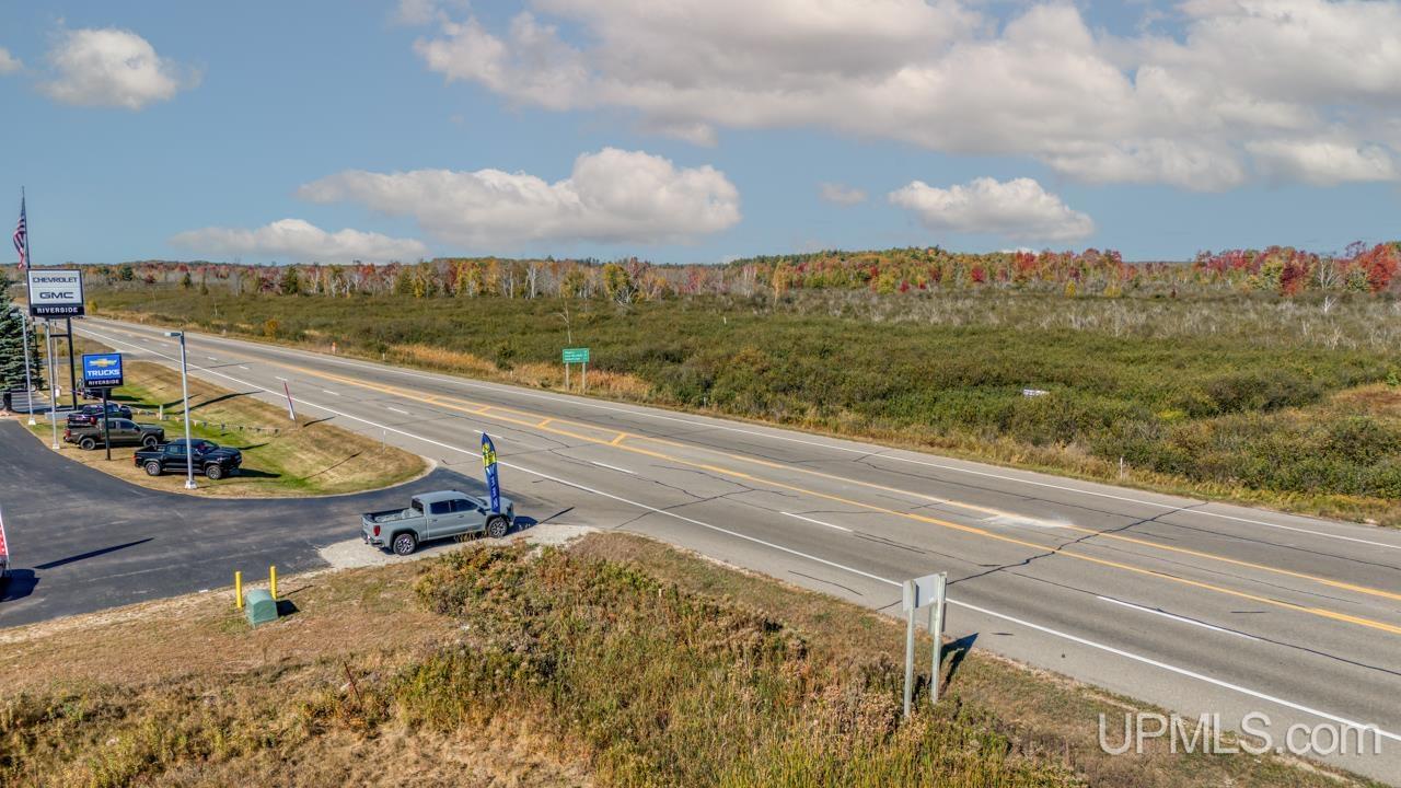2 & 41 Highway Escanaba, MI 49829 - Photo 5 of 9
