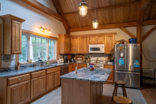 $785,000 | 4 Ingalls East, Liberty, ME 04949