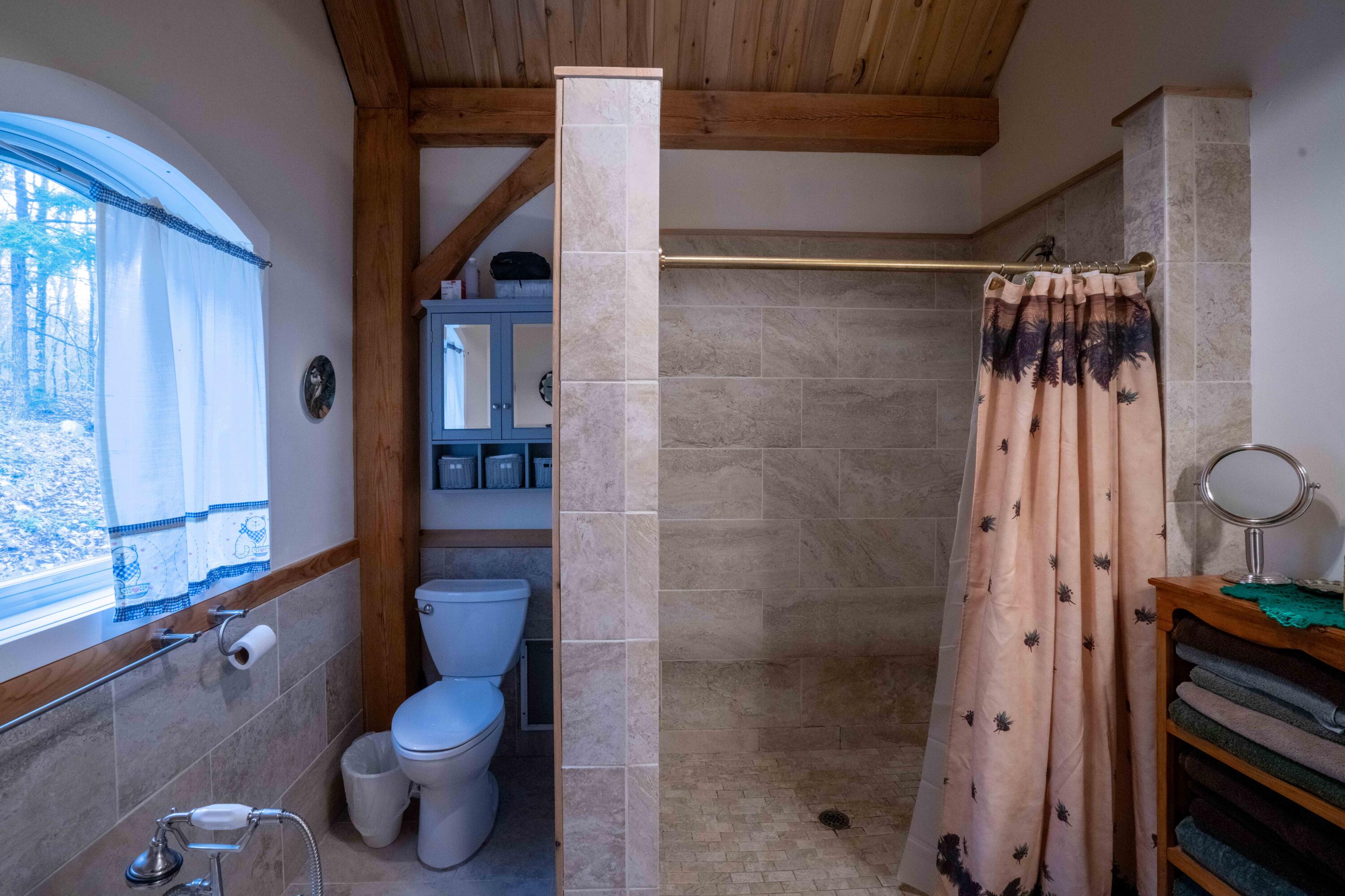 4 Ingalls East Liberty, ME 04949 - Photo 20 of 39 4 Ingalls w liberty-11