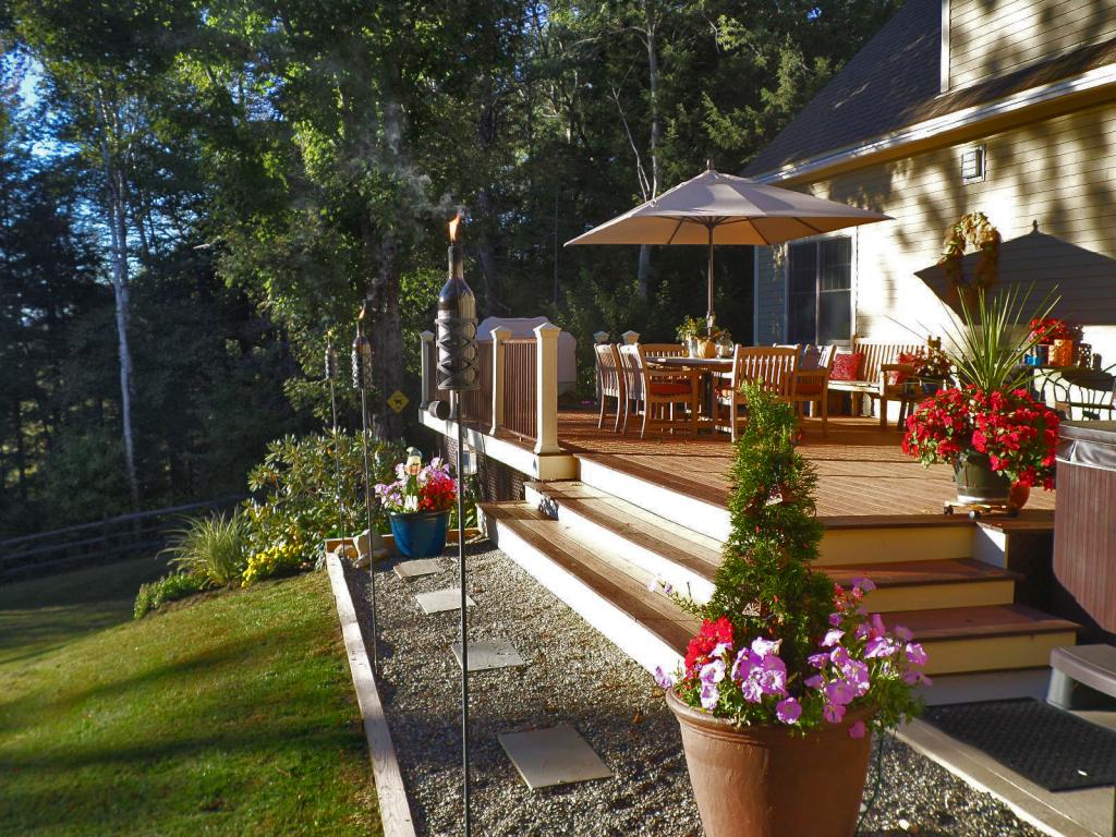 54 George Hill Road Enfield, NH 03748 - Photo 2 of 34 Gallery Image 2