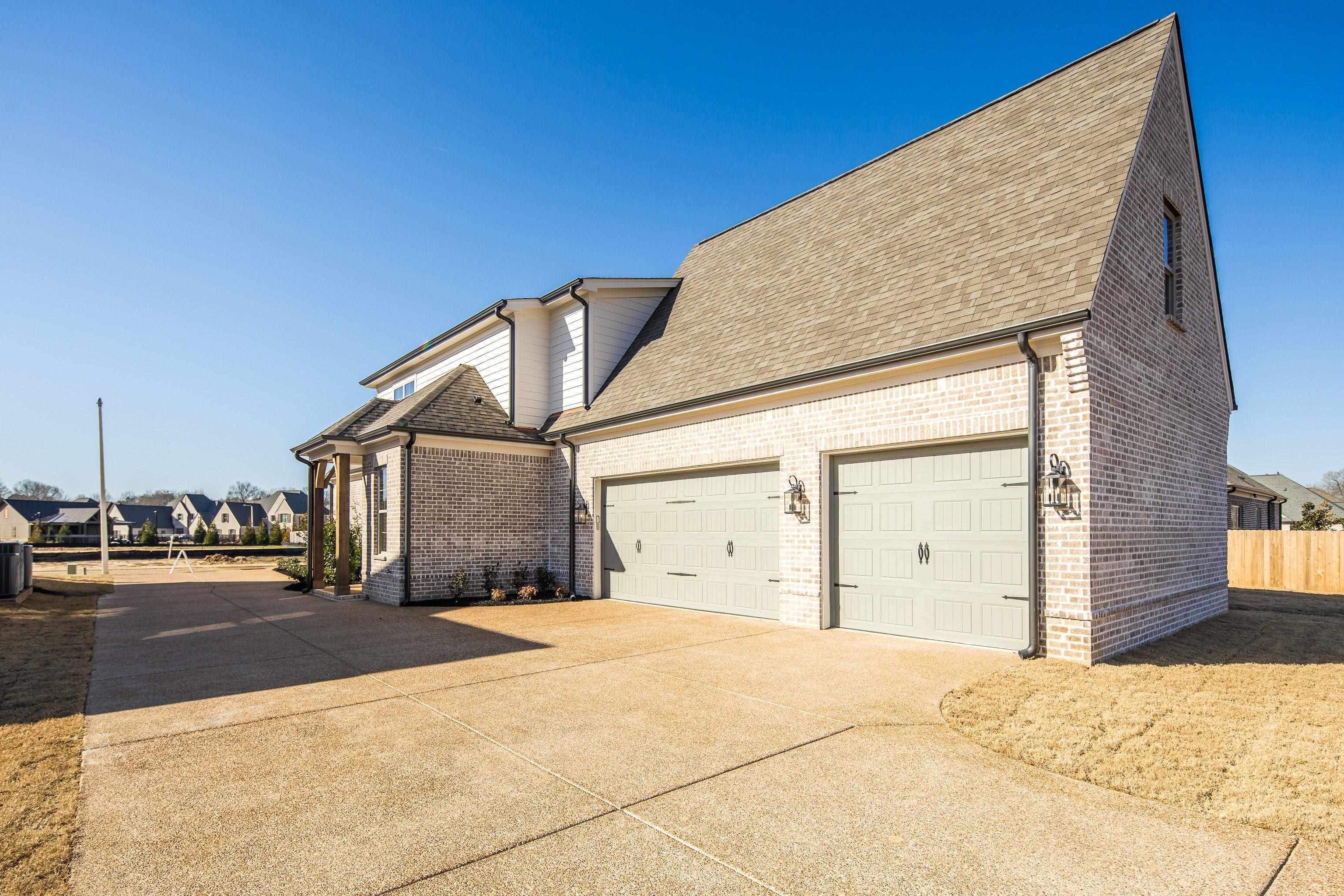272 Keisie Lane Collierville, TN 38017 - Photo 4 of 30 a view of an house with backyard