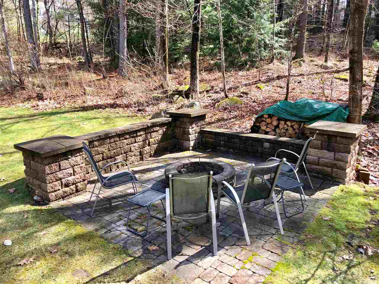 344 Deerfield Road Allenstown, NH 03275 - Photo 4 of 36 Gallery Image 4
