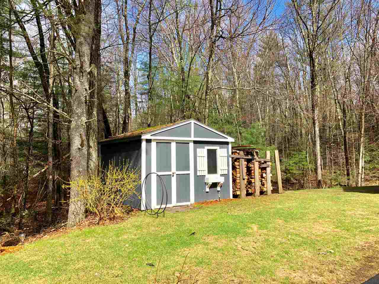 344 Deerfield Road Allenstown, NH 03275 - Photo 6 of 36 Gallery Image 6