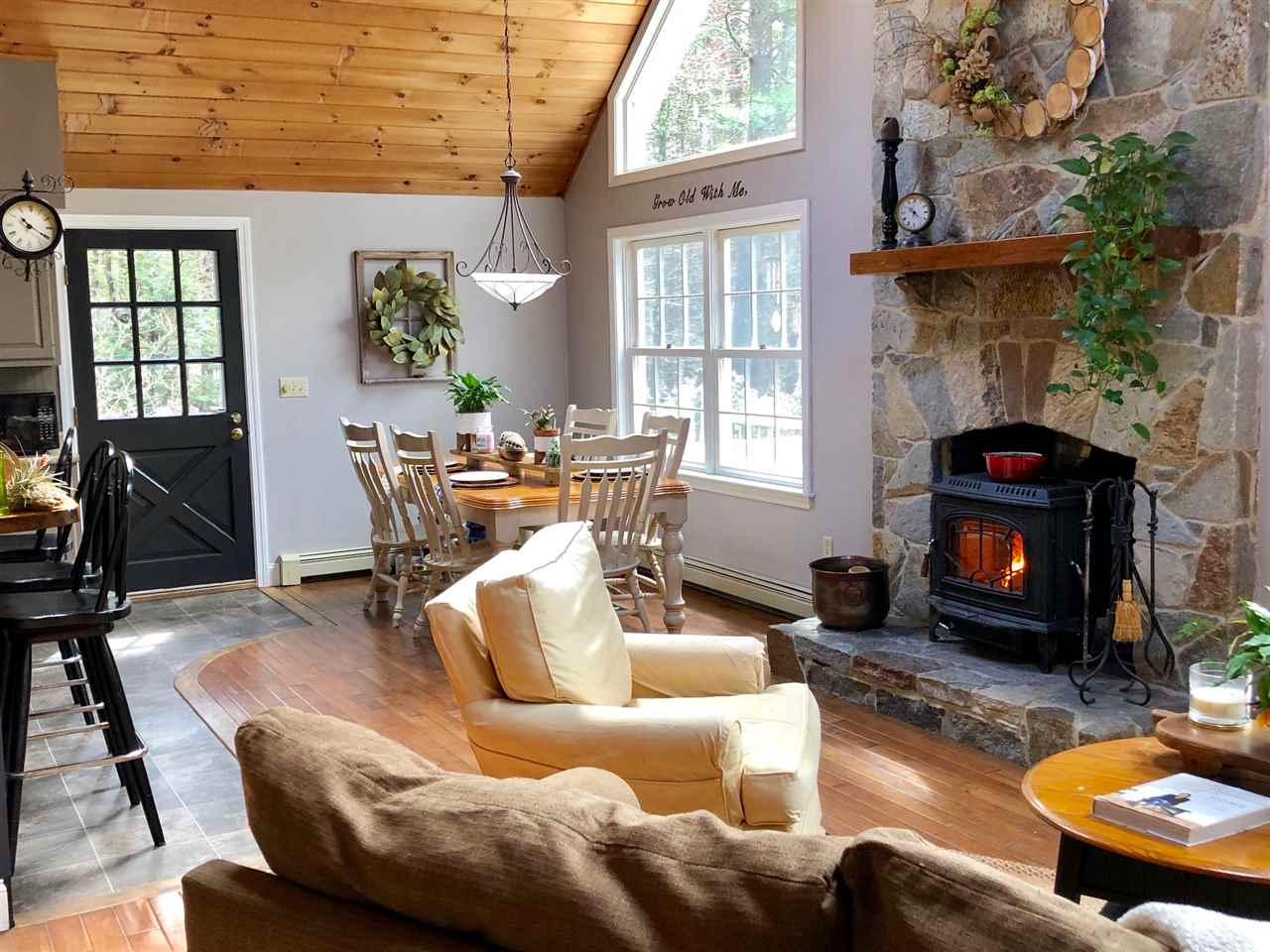 344 Deerfield Road Allenstown, NH 03275 - Photo 10 of 36 Gallery Image 10