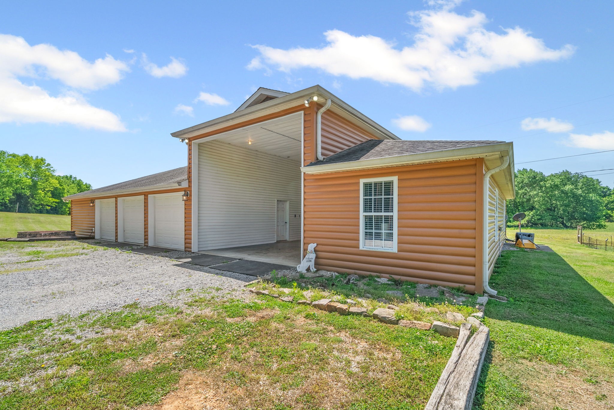 6026 Buzzard Creek Road Cedar Hill, TN 37032 - Photo 3 of 58