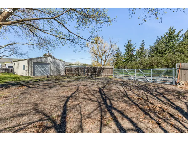 $399,900 | 4203 Southwest Sheridan Avenue, Pendleton, OR 97801