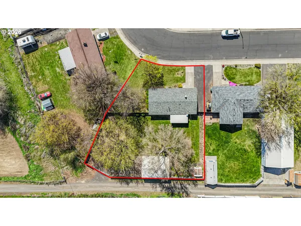 $399,900 | 4203 Southwest Sheridan Avenue, Pendleton, OR 97801