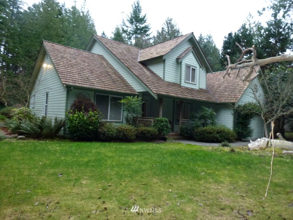 2003 Northwest Mountain View Road Silverdale, WA 98383 - Photo 3 of 21 Gallery Image 3
