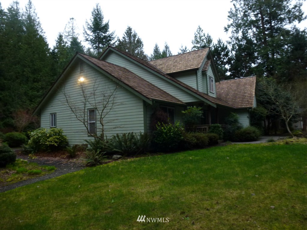 2003 Northwest Mountain View Road Silverdale, WA 98383 - Photo 4 of 21 Gallery Image 4
