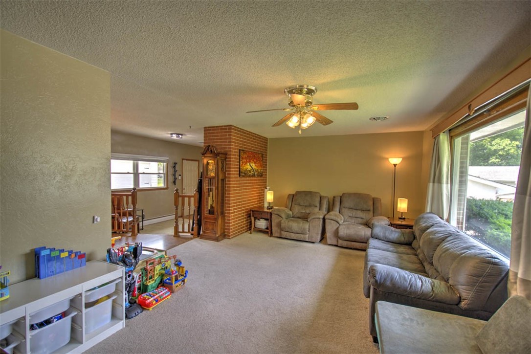 2231 Hoyt Knoll Decatur, IL 62526 - Photo 7 of 26