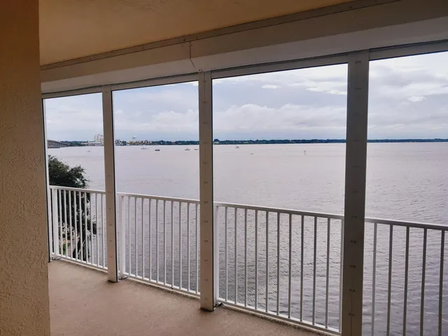 $345,000 | 480 Sail Lane, Unit 302, Merritt Island, FL 32953