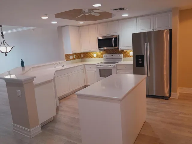 $345,000 | 480 Sail Lane, Unit 302, Merritt Island, FL 32953