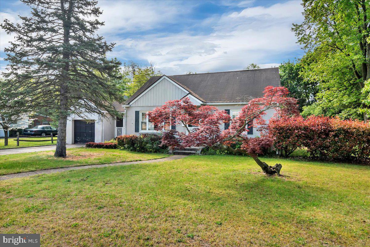 40 Fairfax Drive Cinnaminson, NJ 08077 - Photo 2 of 31 Great curb appeal