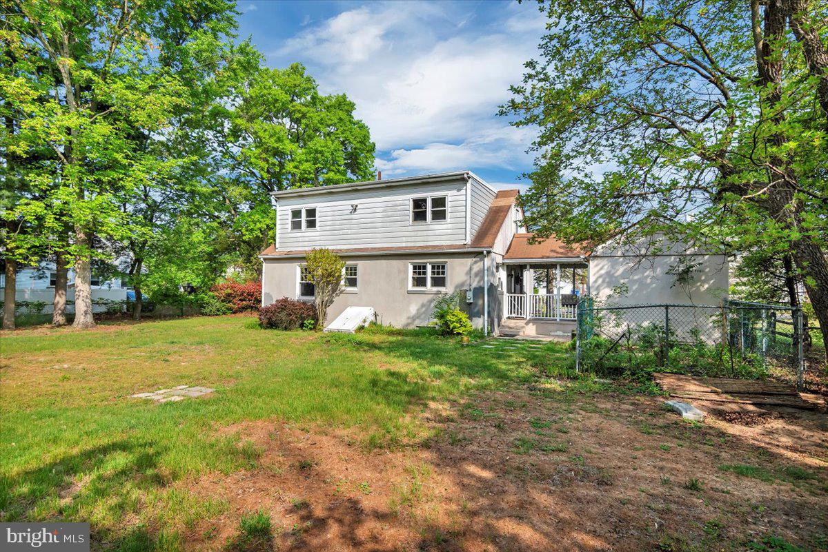40 Fairfax Drive Cinnaminson, NJ 08077 - Photo 23 of 31 plenty of room for a garden