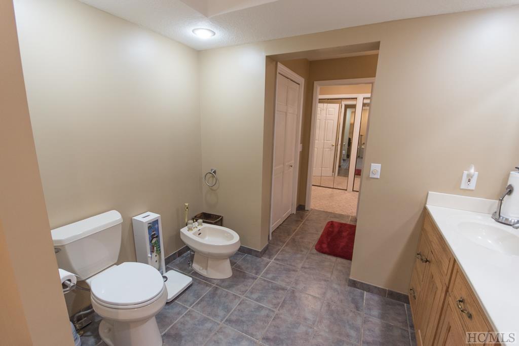 4525 Tessentee Road Franklin, NC 28734 - Photo 34 of 72 Gallery Image 34