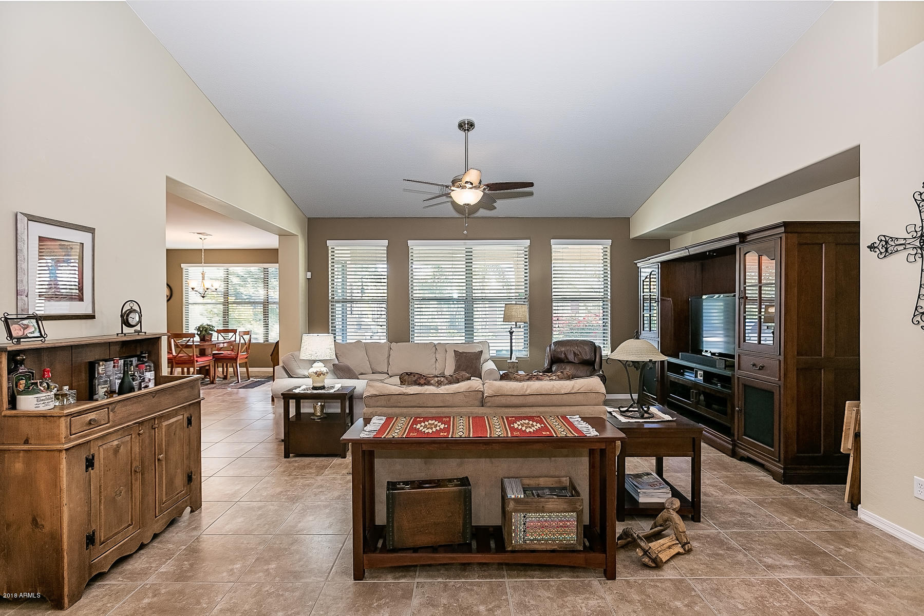 2407 West Maya Way Phoenix, AZ 85085 - Photo 4 of 35 Family Room