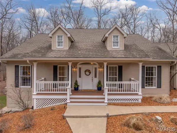 $750,000 | 554 Lorraine Creek Drive, Innsbrook, MO 63390