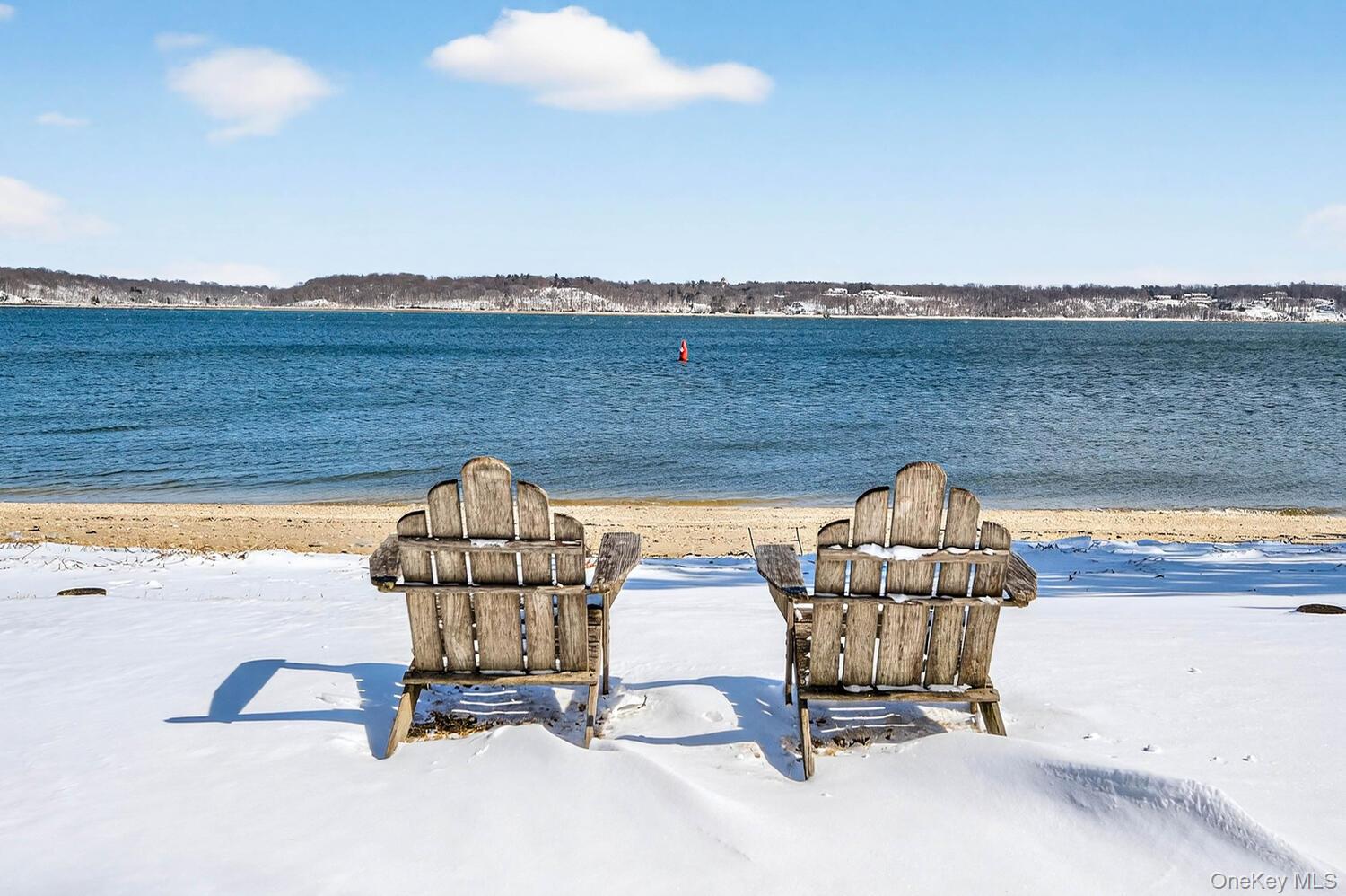 336 Centre Island Road Oyster Bay, NY 11771 - Photo 37 of 38 a view of a terrace with a table and a chair