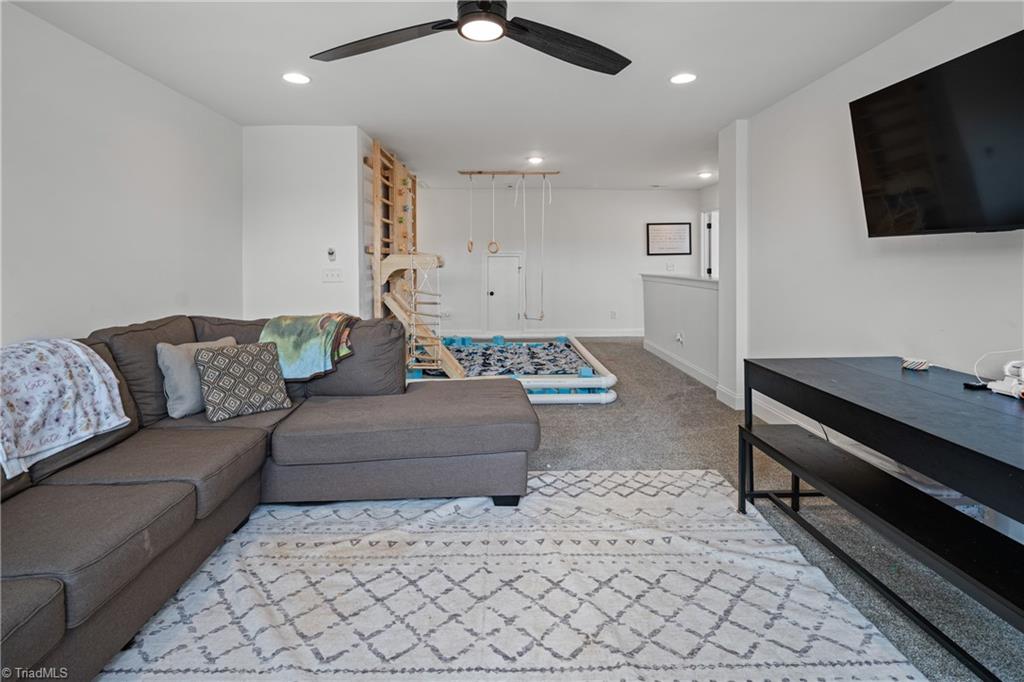 317 Grand Worth Way King, NC 27021 - Photo 21 of 27