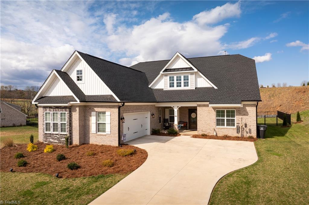 317 Grand Worth Way King, NC 27021 - Photo 3 of 27