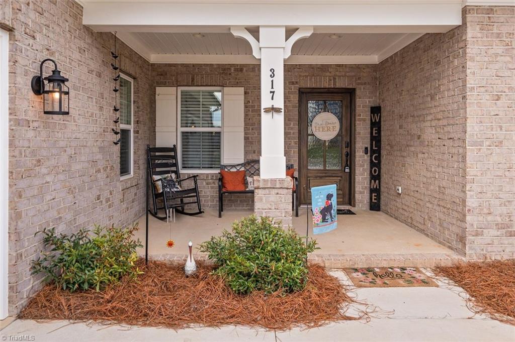 317 Grand Worth Way King, NC 27021 - Photo 4 of 27 WELCOME