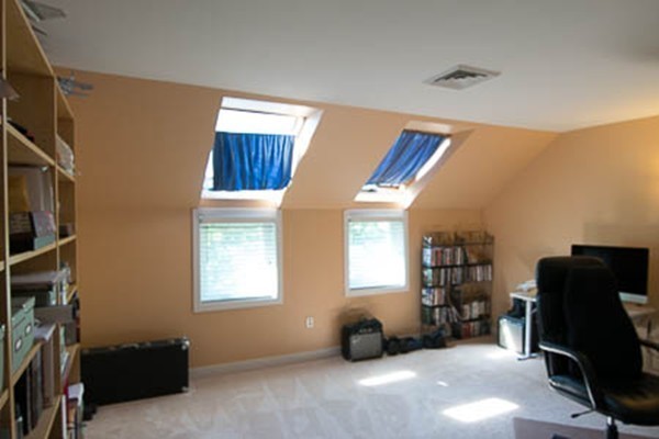 84 Jasper Lane, Unit 84 Randolph, MA 02368 - Photo 6 of 11 a livingroom with furniture and a window