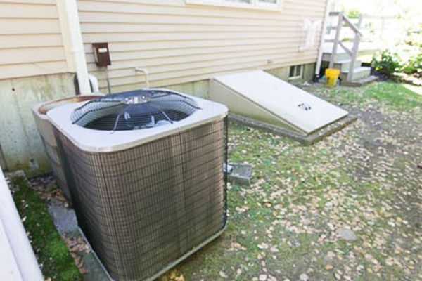 84 Jasper Lane, Unit 84 Randolph, MA 02368 - Photo 10 of 11 a view of barbeque grill with tub