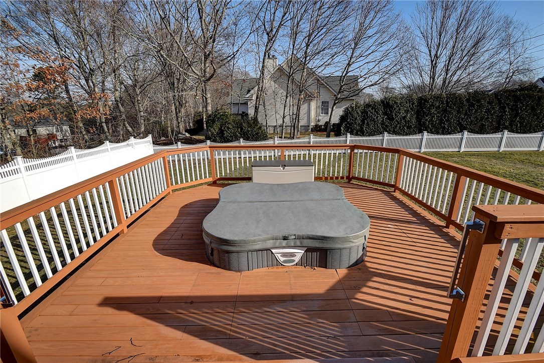 47 Trolley Lane Westerly, RI 02891 - Photo 6 of 39 Gallery Image 6