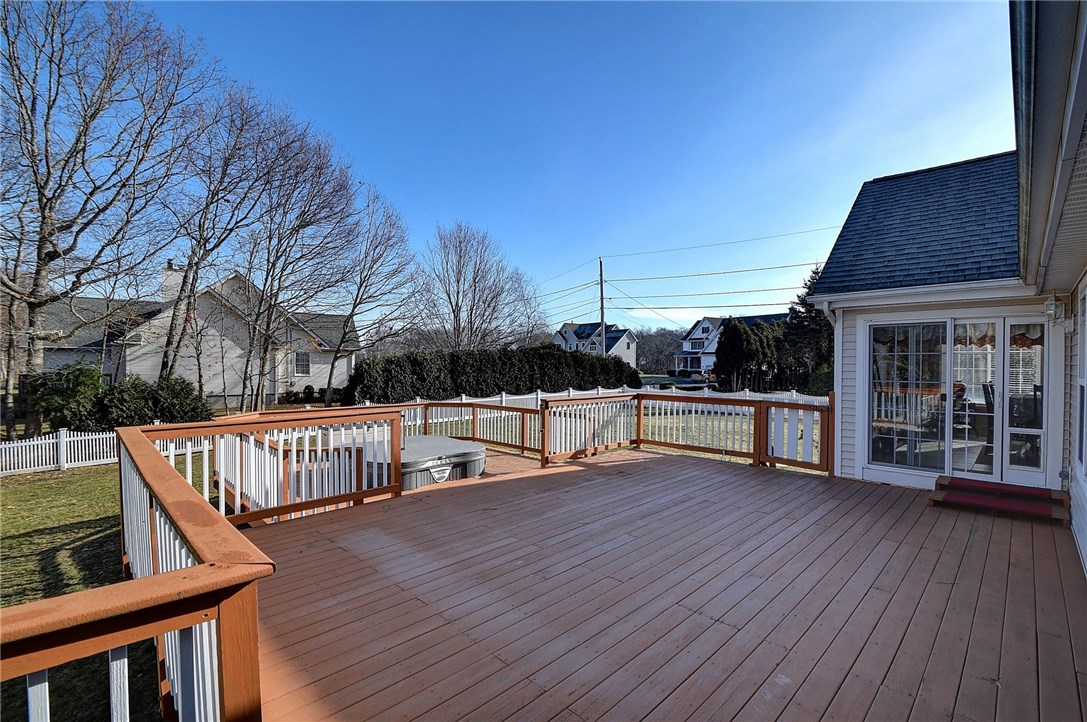 47 Trolley Lane Westerly, RI 02891 - Photo 7 of 39 Gallery Image 7