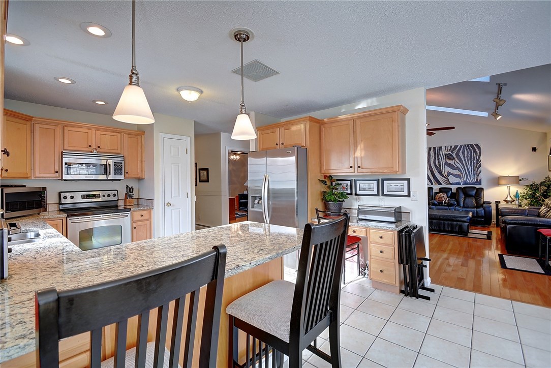 47 Trolley Lane Westerly, RI 02891 - Photo 10 of 39 Gallery Image 10